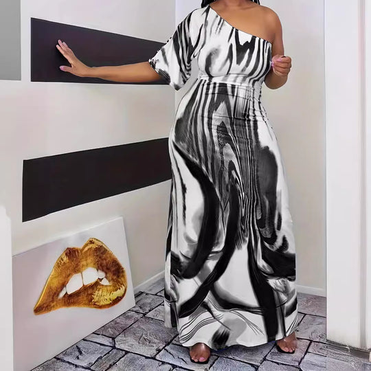 Damen Maxikleid mit asymmetrischem Schnitt und elegantem Muster EB