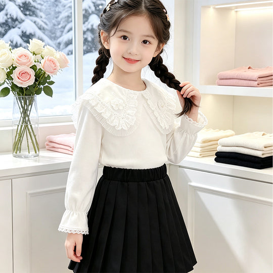 Mädchen Bluse mit romantischem Rüschensaum und feiner Stickerei EB