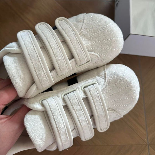 Damen Sneakers mit praktischem Klettverschluss und weichem Wildleder-Obermaterial EB