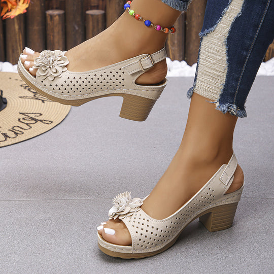 Damen offene Clogs mit floralen Applikationen und atmungsaktiver Löcherstruktur EB