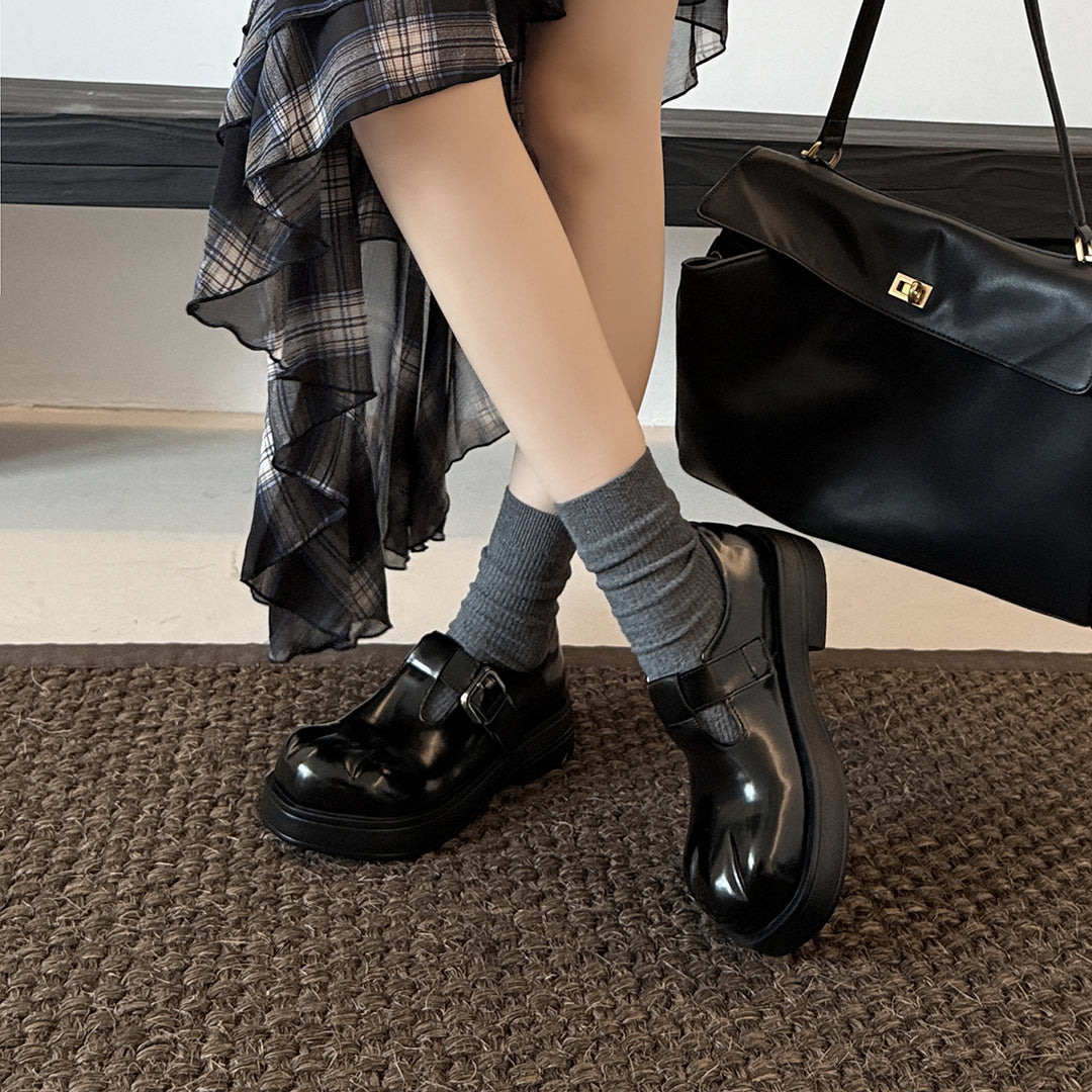 Damen elegante Schnurschuhe im einzigartigen Design EB