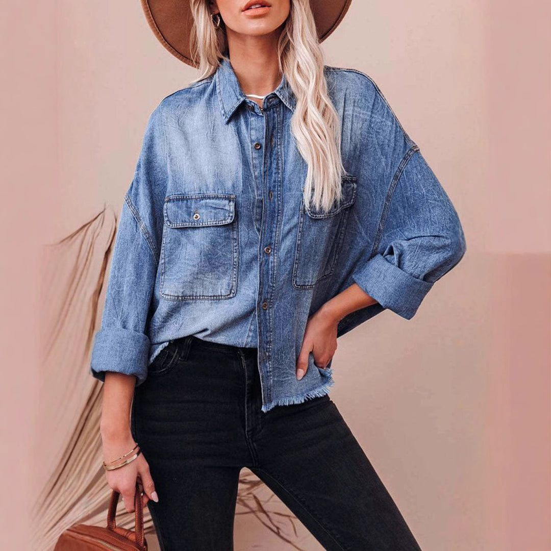 Damen Oversized Jeanshemd mit praktischen Brusttaschen und lässigem Schnitt EB