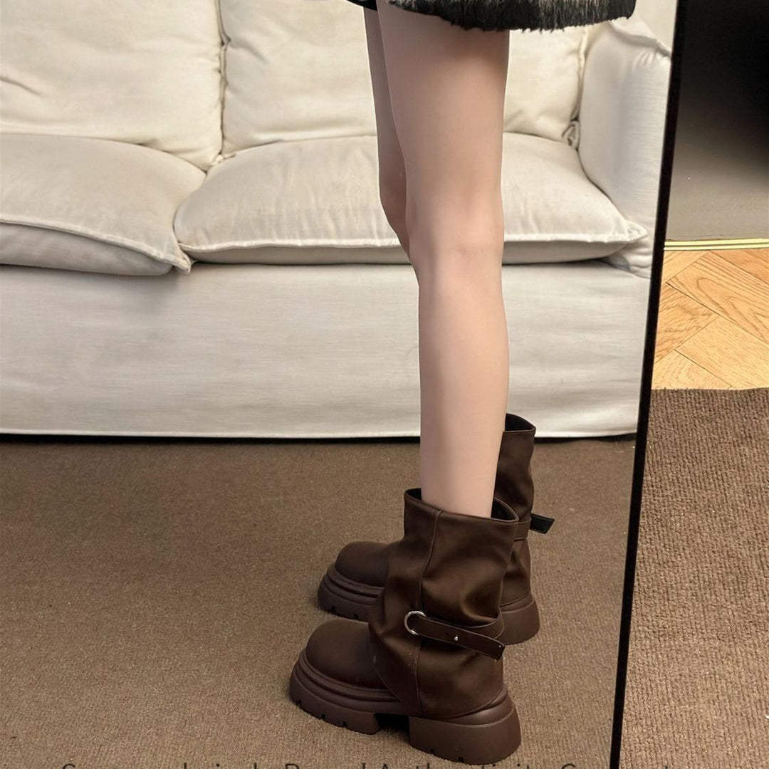 Damen Winterstiefel mit modischem Design und robuster Sohle EB