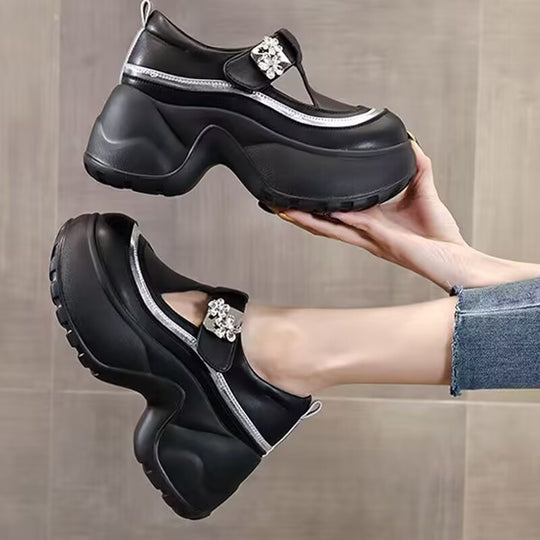 Damen Chunky Schnürschuhe mit verstellbarem Riemen und modischen Blütenapplikationen EB