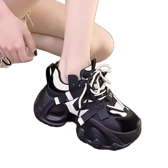 Damen Sportliche Chunky Sneakers mit innovativem Schnürsystem EB