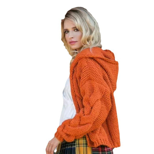 Damen gestrickte Kapuzenjacke mit voluminösem Gewebe und Zopfmuster EB