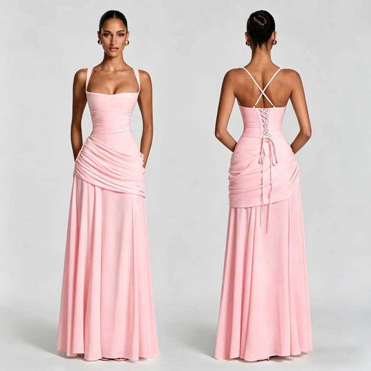 Damen Elegantes, schulterfreies Abendkleid mit raffinierten Drapierungen und fließendem Schnitt EB
