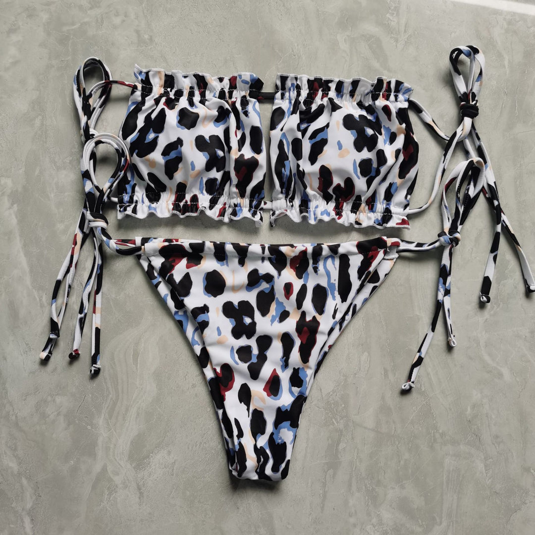 Damen Bandeau-Bikini mit voluminösen Rüschendetails EB