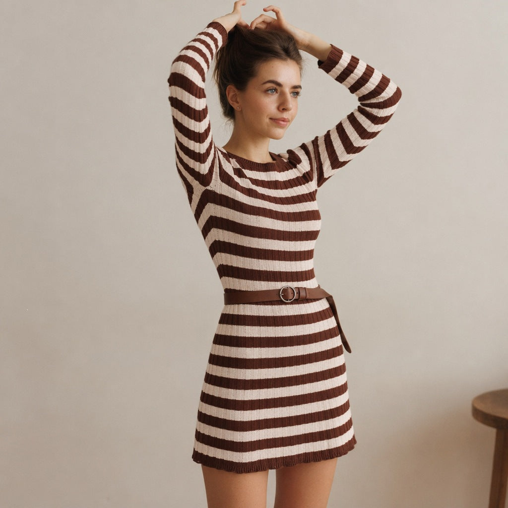 Damen figurbetontes geripptes Strickkleid mit Rundhalsausschnitt und langen Ärmeln Eichborn Berlin