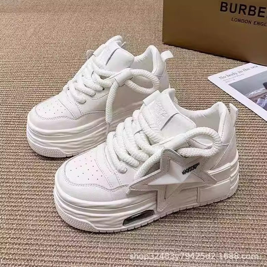 Damen Chunky Sneakers mit innovativem Dämpfungssystem und modischem Sternen-Design EB