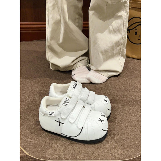 Damen Sneakers mit praktischem Klettverschluss und verspieltem Design EB