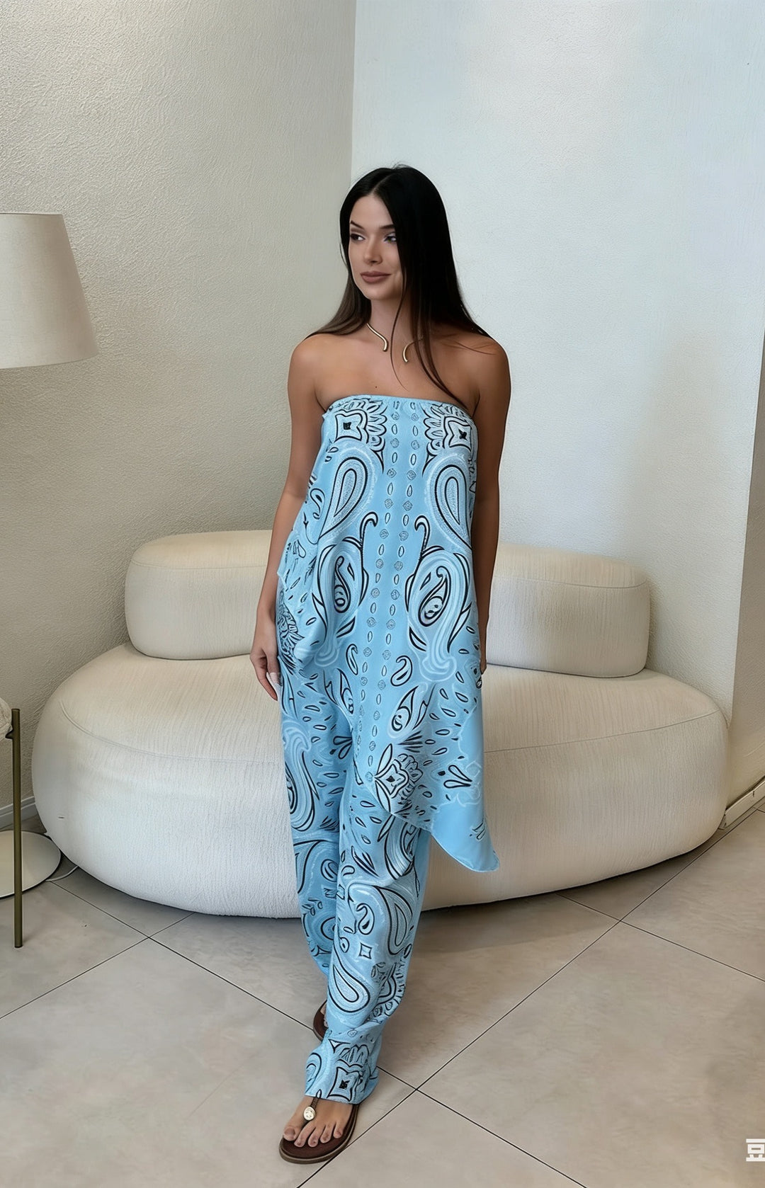 Damen lässiger Jumpsuit mit weitem Schnitt und stylischem Muster EB