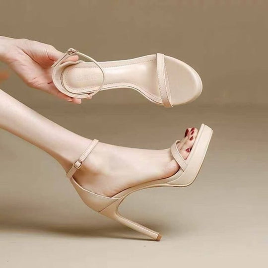 Damen Elegante und stilvolle High Heels EB