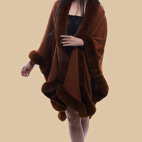 Damen Kunstfell-Cape mit voluminösem Kapuzenkragen und eleganter Felloptik EB