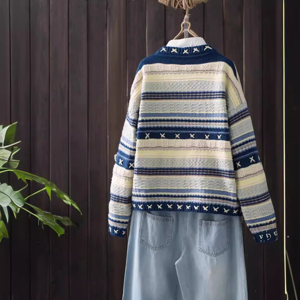 Damen Gemusterter Strickcardigan mit dekorativen Knöpfen und tiefen Taschen EB