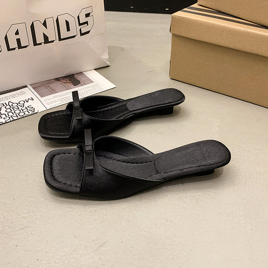 Damen elegante Riemen-Sandaletten mit modischer Schleifenapplikation EB