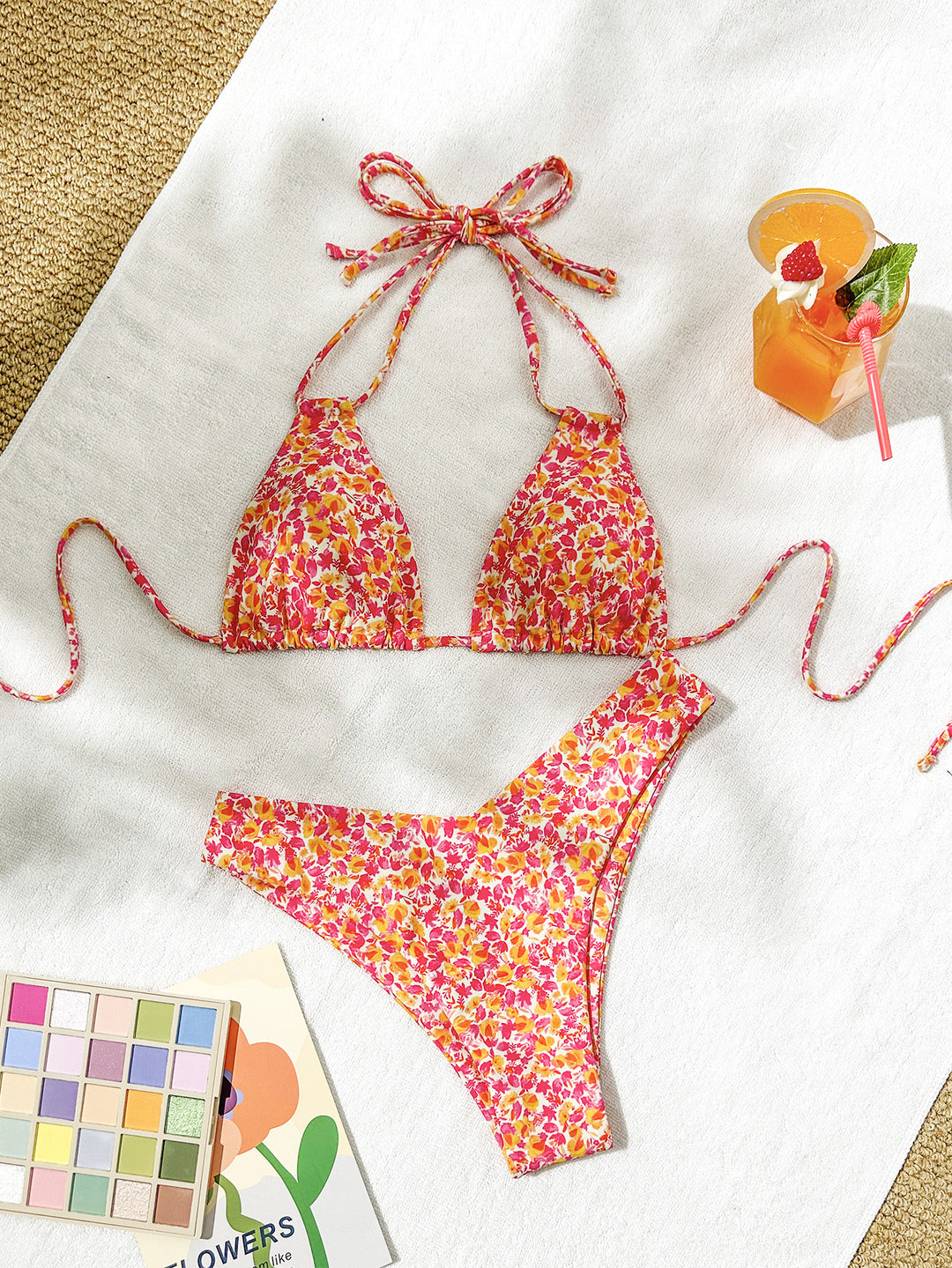 Damen Triangel-Bikini mit verstellbaren Trägern und verspieltem Blumenmuster EB