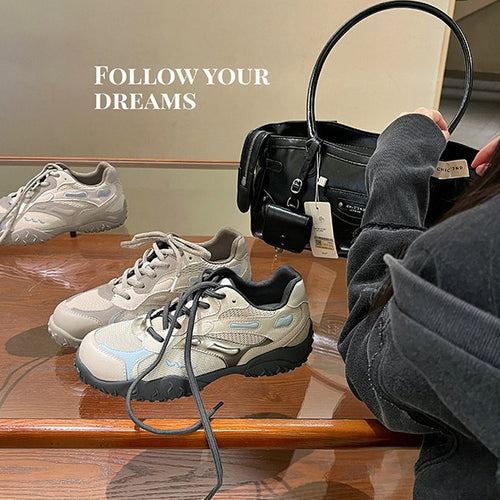 Damen Sportliche Sneaker mit atmungsaktivem Obermaterial und rutschfester Profilsohle EB