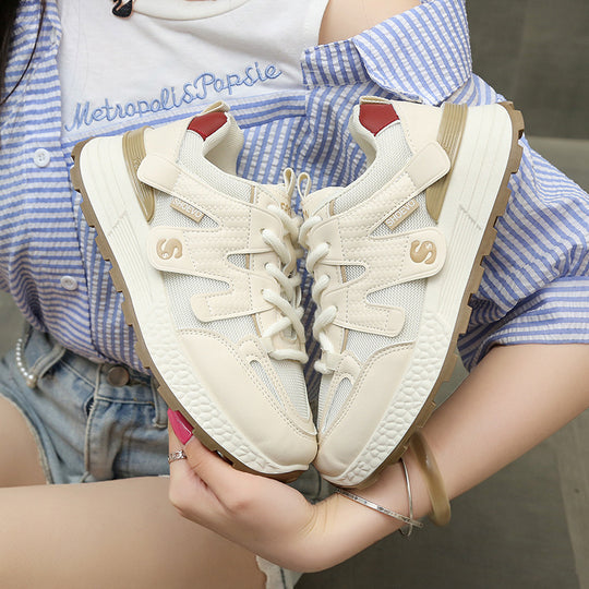 Damen Sportliche Sneakers mit atmungsaktivem Mesh-Obermaterial und komfortabler Dämpfung EB