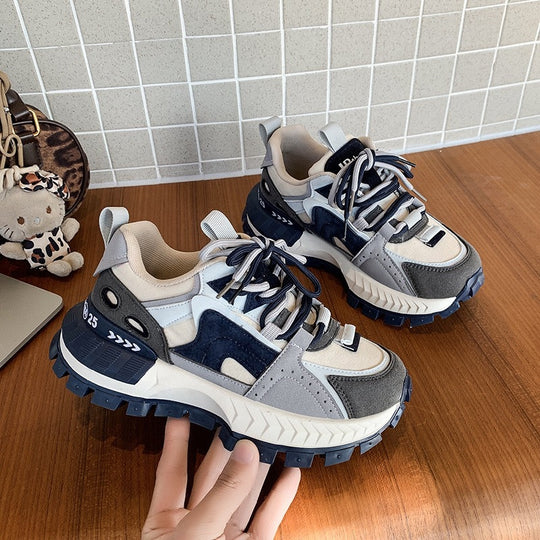 Damen Sportliche Chunky Sneakers mit einzigartigem Design EB