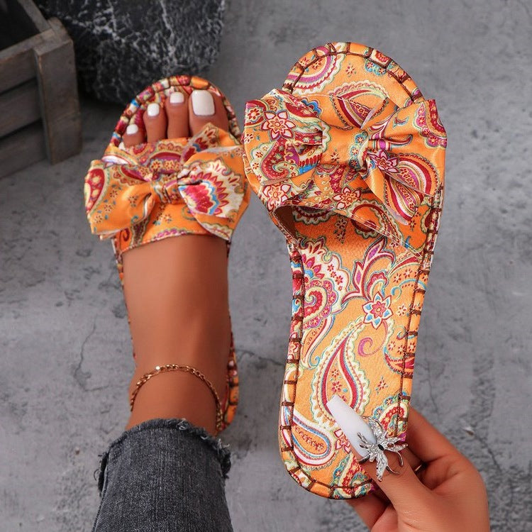 Damen komfortable und elegante Pantoletten mit floralem Muster EB