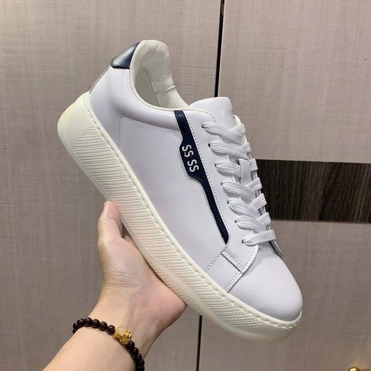 Damen Sportliche Sneaker mit modischer Oberflächenstruktur und komfortabler Dämpfung EB
