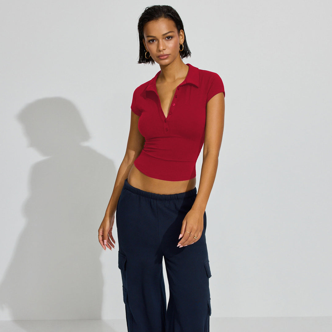 Damen Polo-Shirt mit kurzem Schnitt und modischer Knopfleiste EB