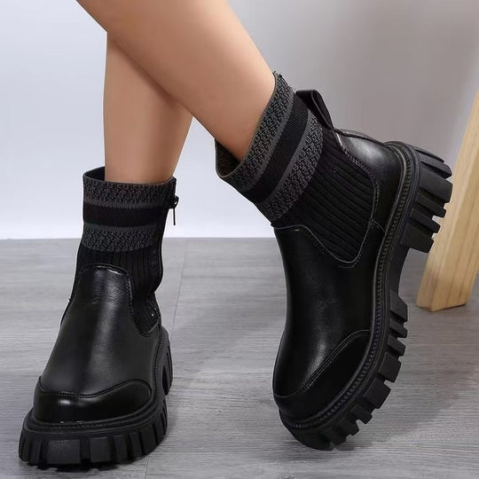 Damen Biker-Stiefel mit elastischem Strickansatz und robustem Profil EB