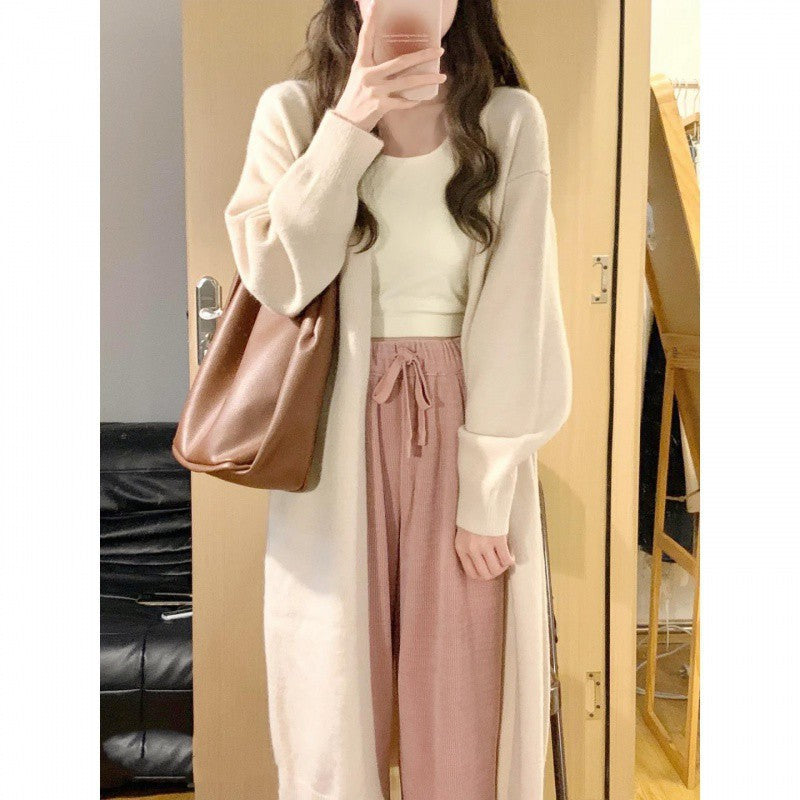 Damen Gemütliche Strickjacke mit oversized Schnitt und sanften Puffärmeln EB