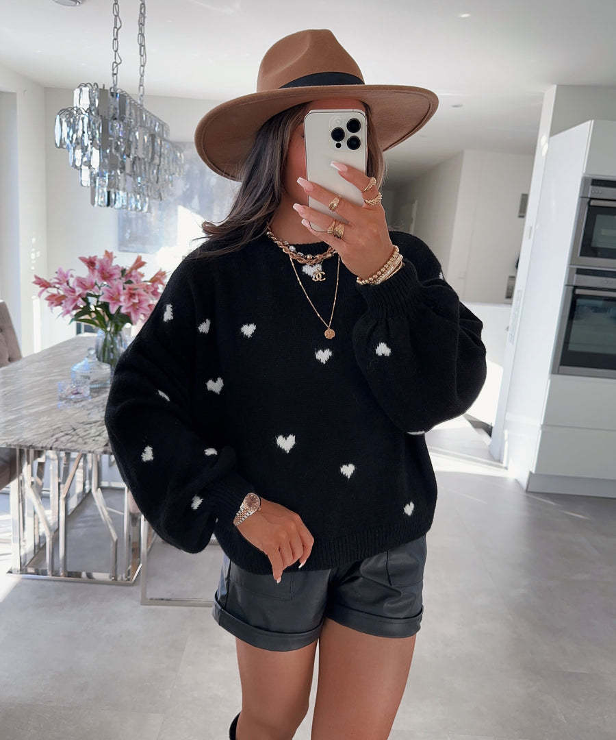 Damen lässiger Strickpullover mit herzförmigen Mustern und angeschnittenen Ärmeln EB