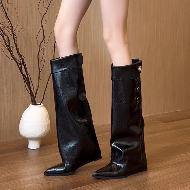 Damen Stilvolle Knöchelhohe Stiefel mit flexiblem Schaft und Knopfdetail EB