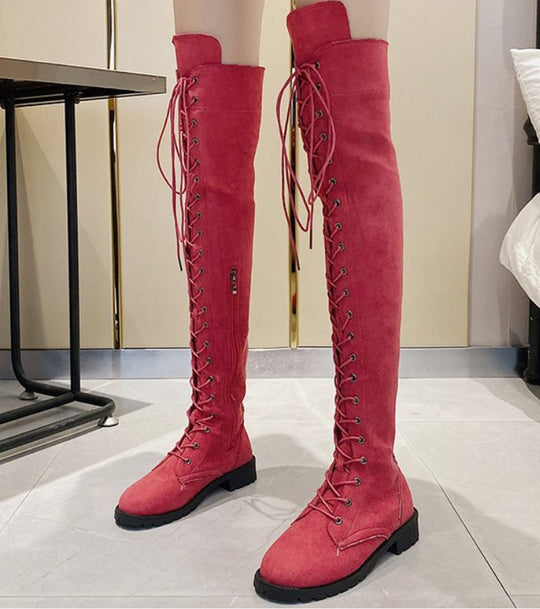 Damen Überknee-Stiefel mit modischem Schnür-Design und robustem Profil EB