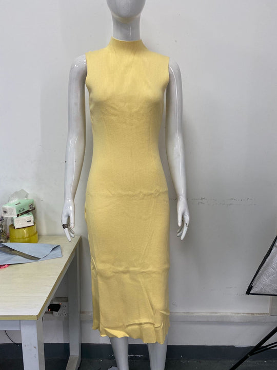 Damen-Turtleneck-Maxikleid aus elegantem Rippenstrick EB