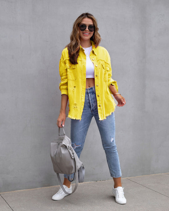 Damen nan oversized Jeanshemdjacke mit ausgefranstem Saum und distressed Details EB