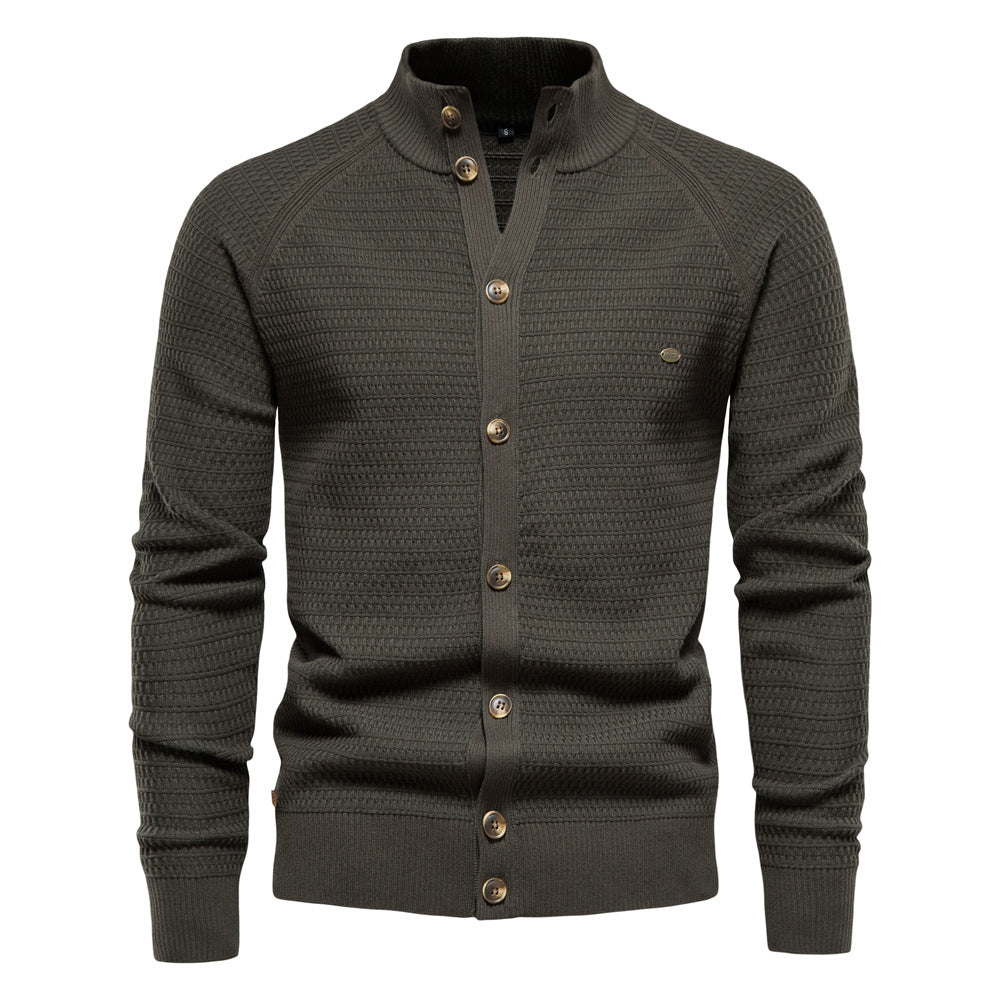 Herren Strickjacke mit modernem Zipper und stilvollen Knopfdetails EB