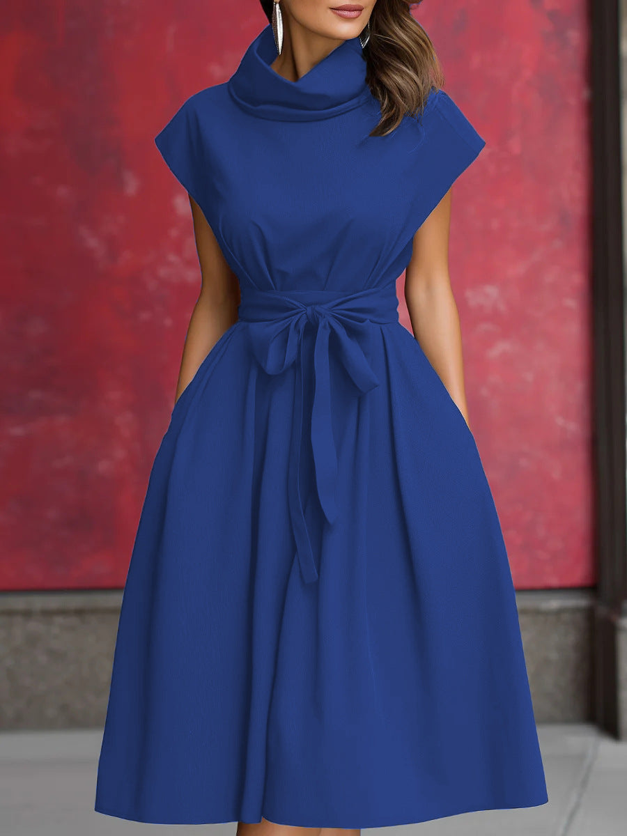 Damen Kleid mit schicker, geraffter Kapuze und praktischen Taschen EB