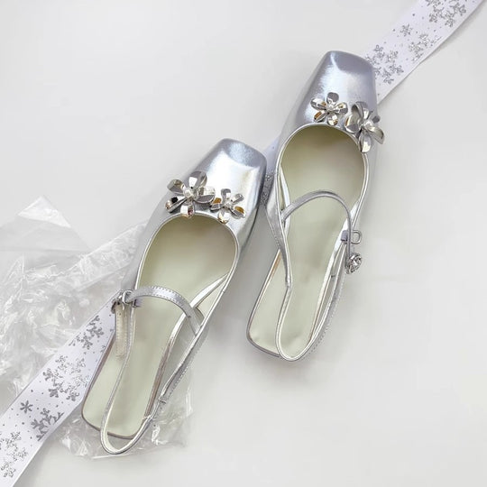 Damen Slingback-Pumps mit glamourösem Blumenschmuck und stilvollem Design EB