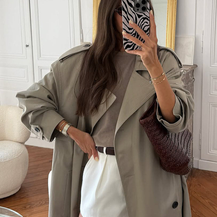 Damen eleganter Trenchcoat mit minimalistischem Design und praktischen Taschen EB