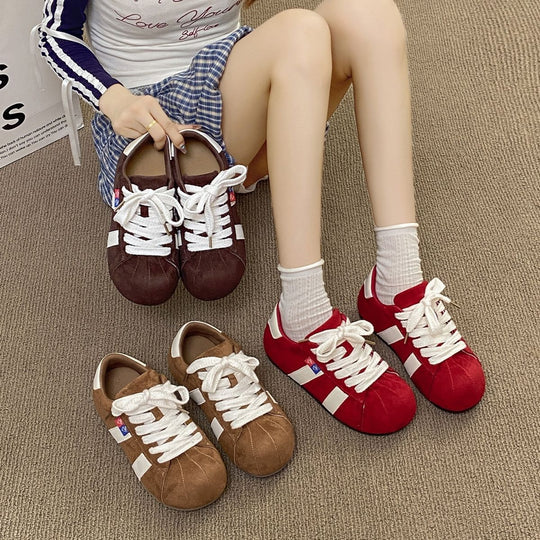 Damen Sportliche Sneakers mit weich gepolsterter Sohle und robustem Obermaterial EB