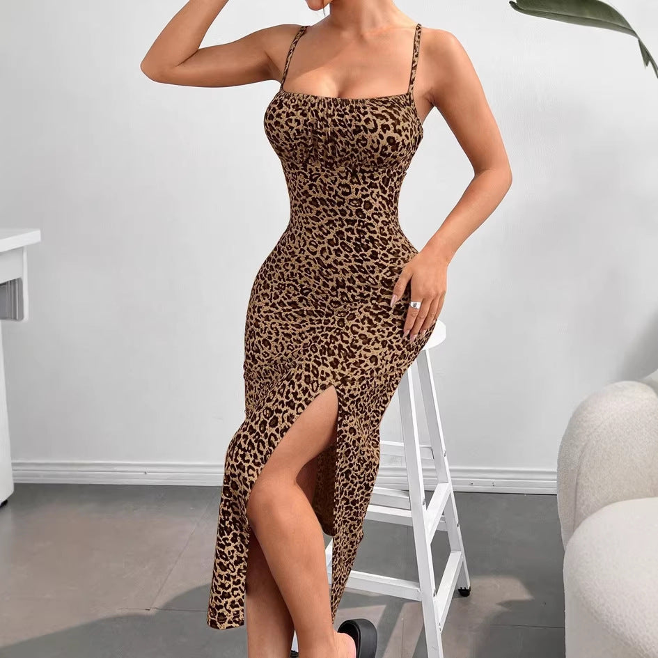 Damen figurbetontes Maxikleid mit elegantem Schlitz und schmalen Spaghetti-Trägern EB