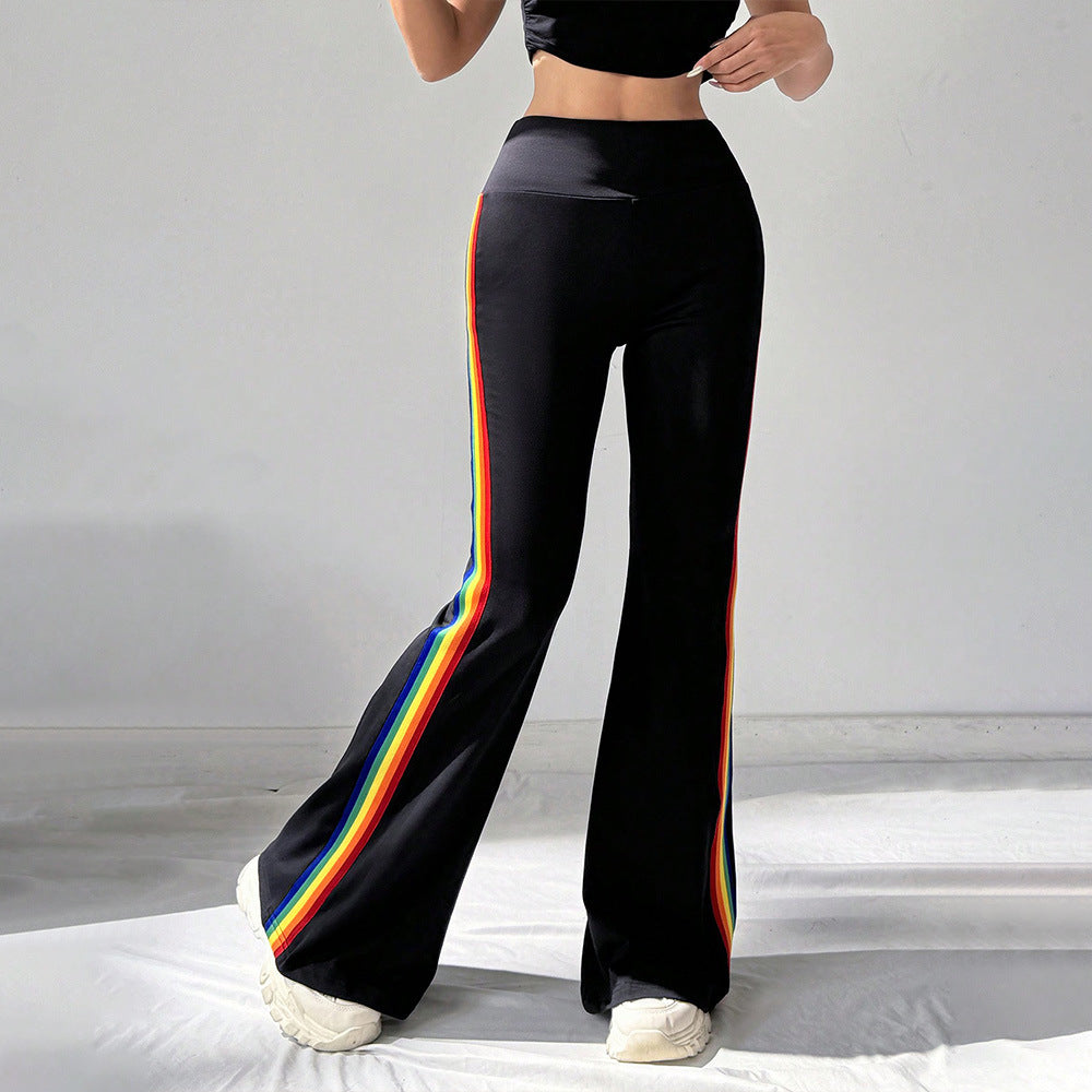 Damen hochgeschnittene Flared-Sporthose mit taillenformendem Komfortbund und seitlichen Kontraststreifen Eichborn Berlin
