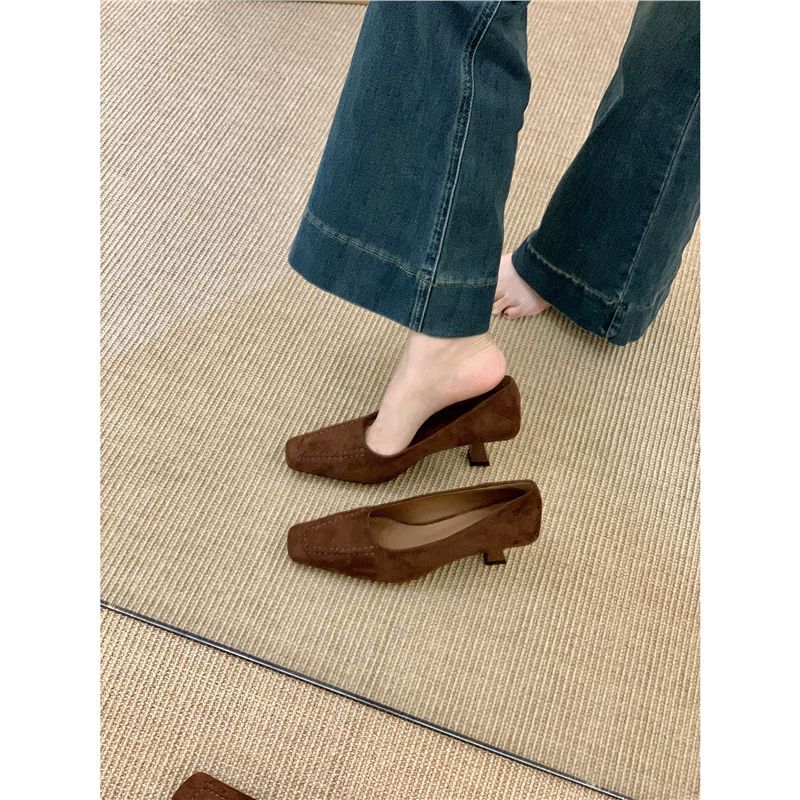 Damen elegante Ballerinas aus feinem Veloursleder EB