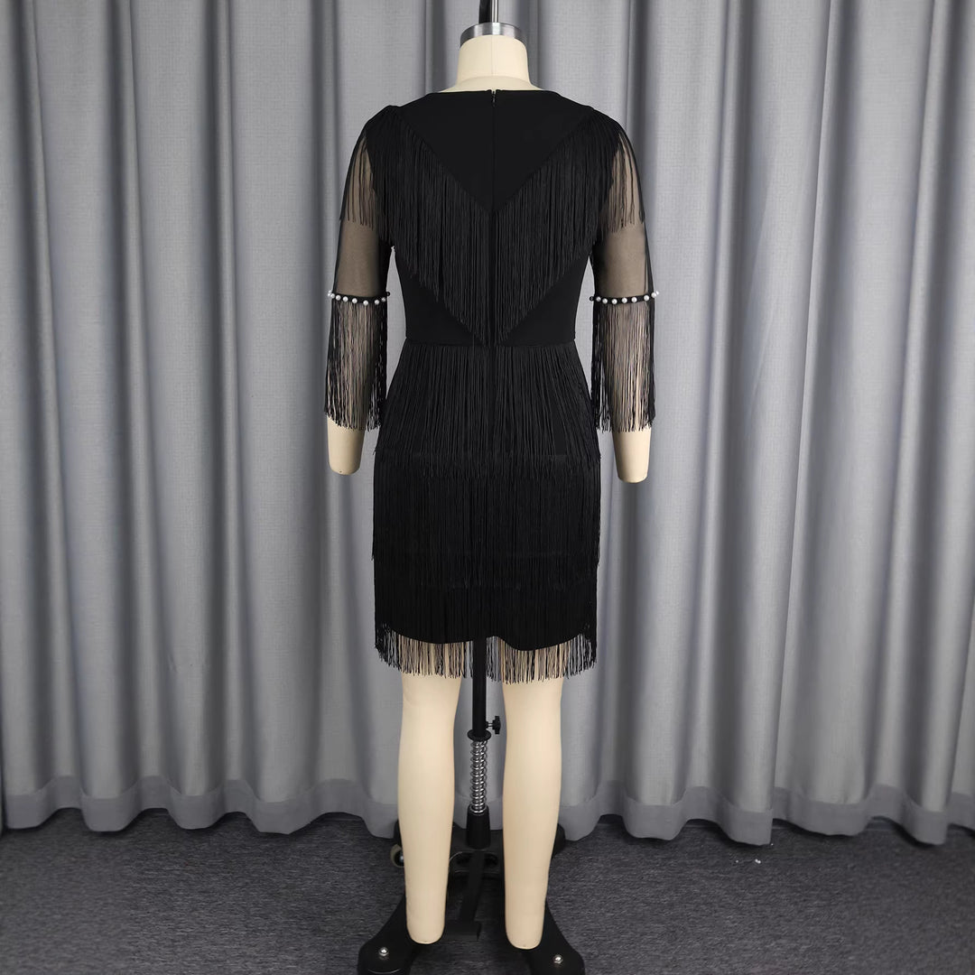 Damen Fransenkleid mit transparenten Ärmeln und Perlenakzenten EB