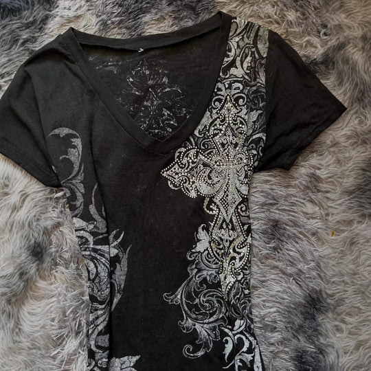 Damen Elegantes V-Ausschnitt T-Shirt mit kunstvollem Design EB