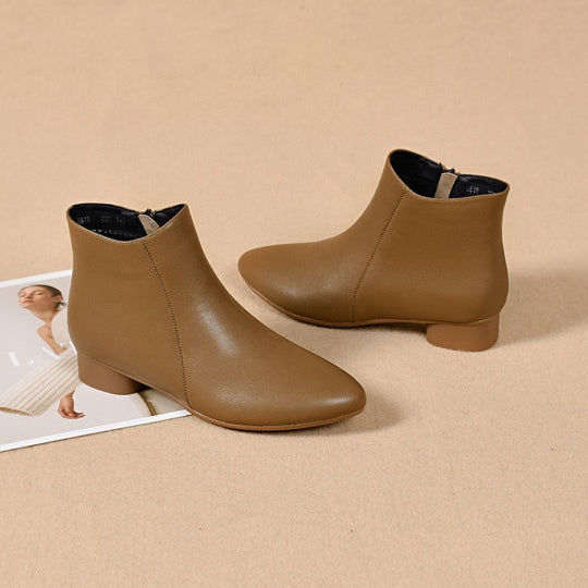 Damen Elegante Ankle Boots mit spitzem Schnitt und hochwertiger Lederverarbeitung EB
