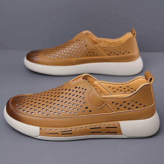 Damen Atmungsaktive Slip-On Sneakers aus perforiertem Leder EB
