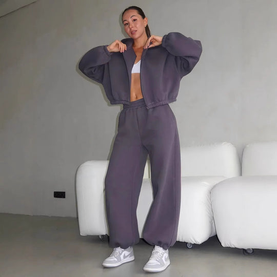 Damen Oversize Sweatset mit Reißverschluss Bomberjacke und Highwaist Jogginghose EB