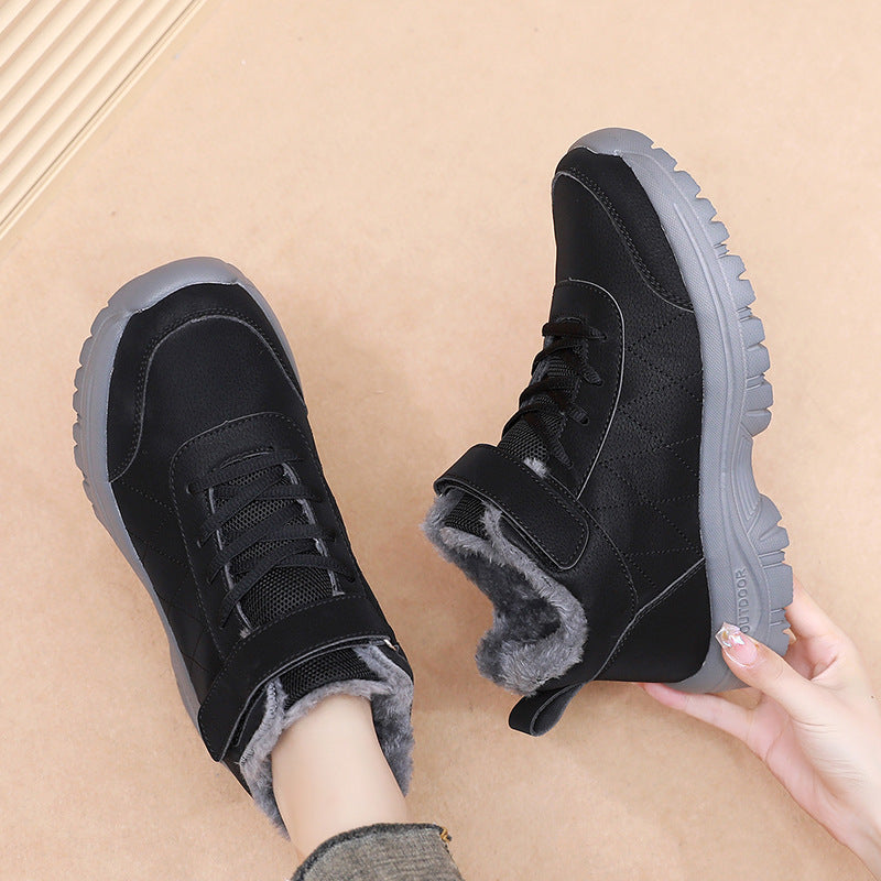 Damen Thermo-Wanderstiefel mit rutschfester Sohle und wärmendem Innenschuh EB