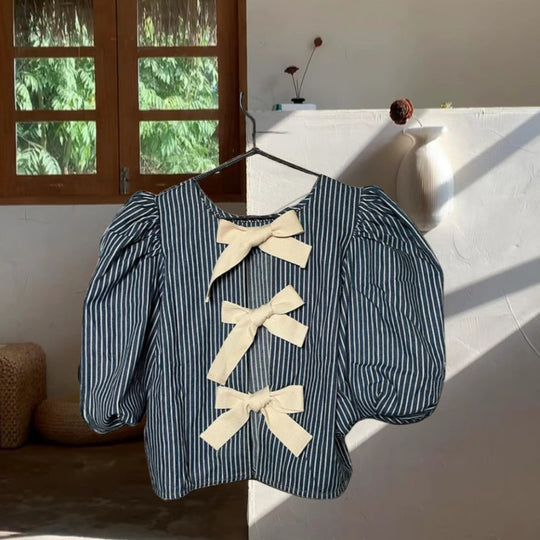 Damen Bluse mit lässigem Schnitt und verspielten Rüschen EB
