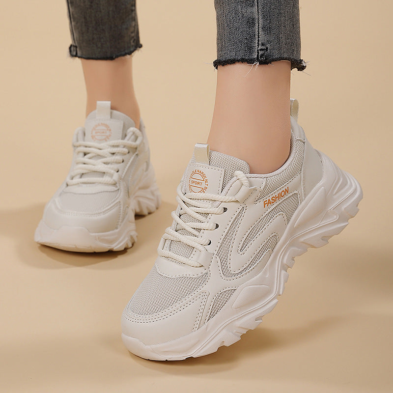 Damen nan voluminöser Plateau-Lifestyle-Sneaker mit Mesh- und Kunstledermix, gepolsterter Ferse und profiliertem Dämpfungssockel EB